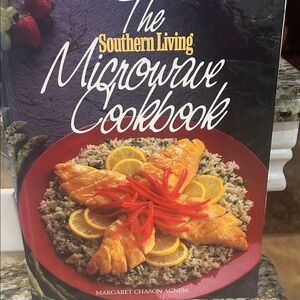 Southern Living Microwave 1988 Hardback Cookbook